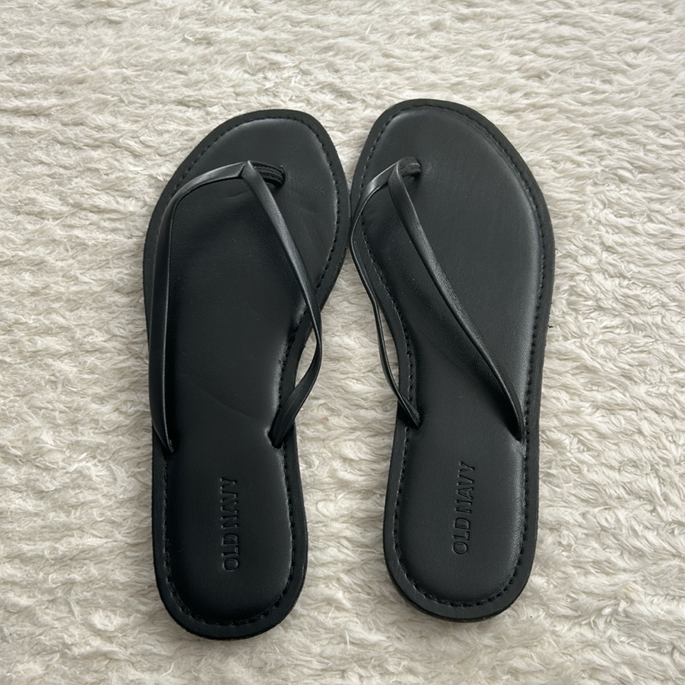 Old Navy Black Sandals, sz 8